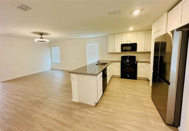 $1,700 | 1514 Trick Riding Way, Crandall, TX 75114