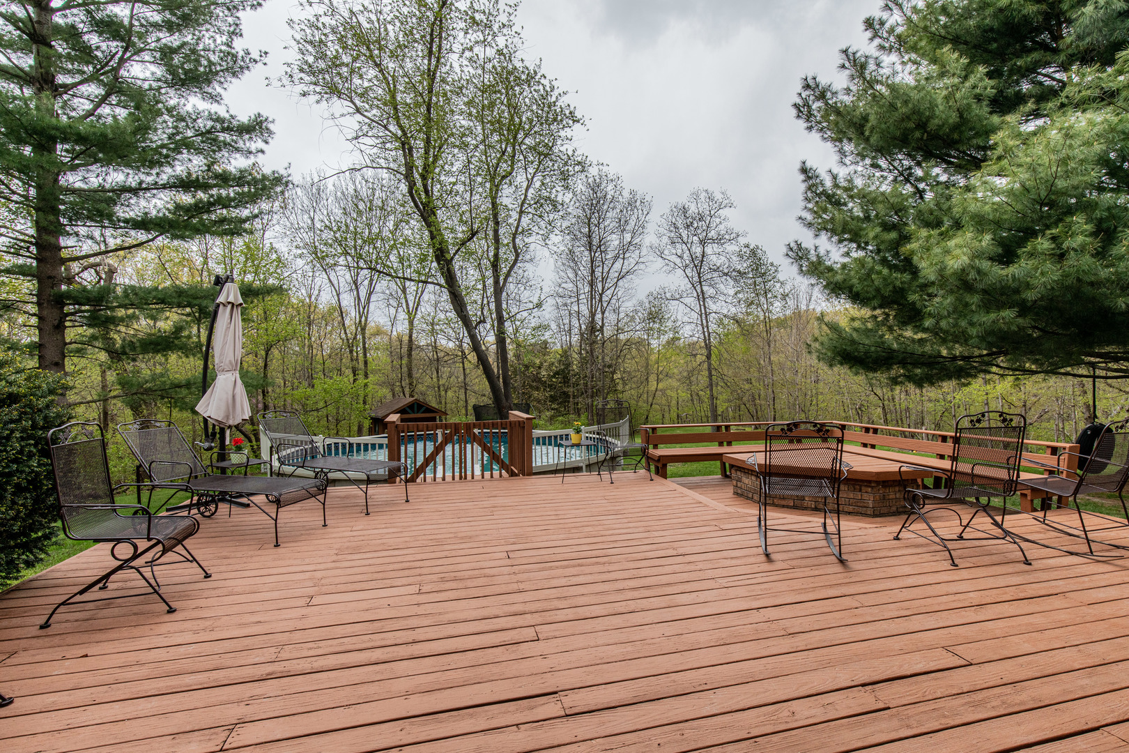 1000 Timber Ridge Road Princeton, IL 61356 - Photo 47 of 55 an outdoor space with seating
