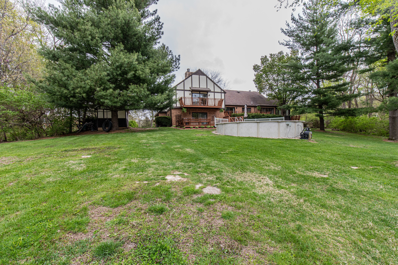 1000 Timber Ridge Road Princeton, IL 61356 - Photo 49 of 55 a house view with a sitting space and garden