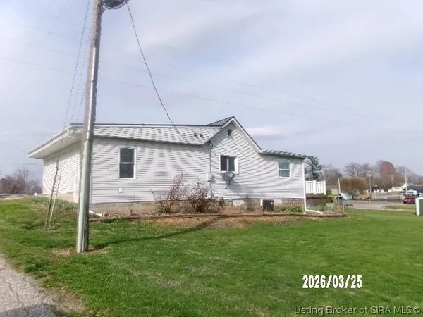$95,000 | 176 Highway 60, Mitchell, IN 47446