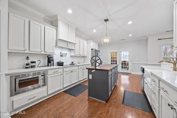 $459,500 | 2141 Autumn Drive, Kinston, NC 28501