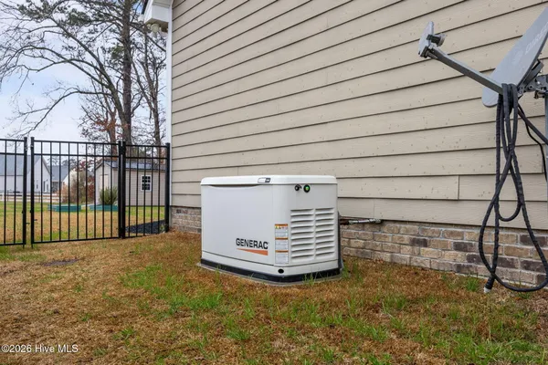 $459,500 | 2141 Autumn Drive, Kinston, NC 28501