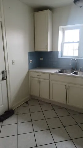 $1,300 | 5132 West 21st Street, Unit 2S, Cicero, IL 60804