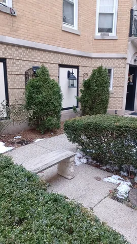 $1,300 | 5132 West 21st Street, Unit 2S, Cicero, IL 60804
