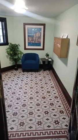 $1,300 | 5132 West 21st Street, Unit 2S, Cicero, IL 60804