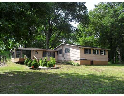 284 Mudd Pike Road Markleysburg, PA 15459 - Photo 1 of 13 Exterior Front.