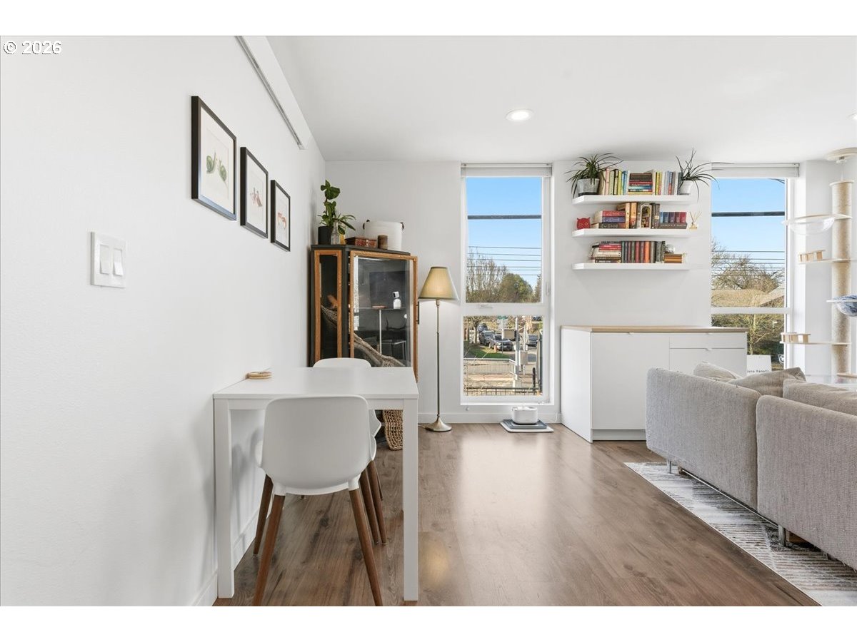 1480 North Jarrett Street, Unit 204 Portland, OR 97217 - Photo 10 of 25