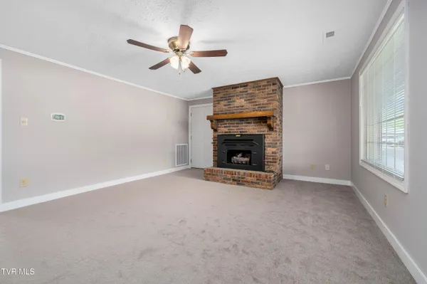 $275,000 | 157 Spring Street, Hampton, TN 37658