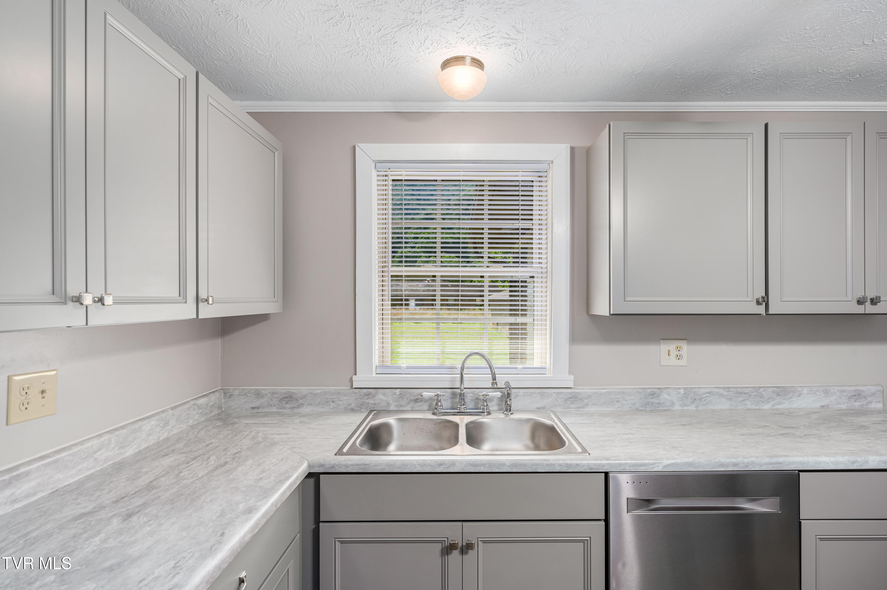 157 Spring Street Hampton, TN 37658 - Photo 27 of 44 157 Spring Street (27 of 43)