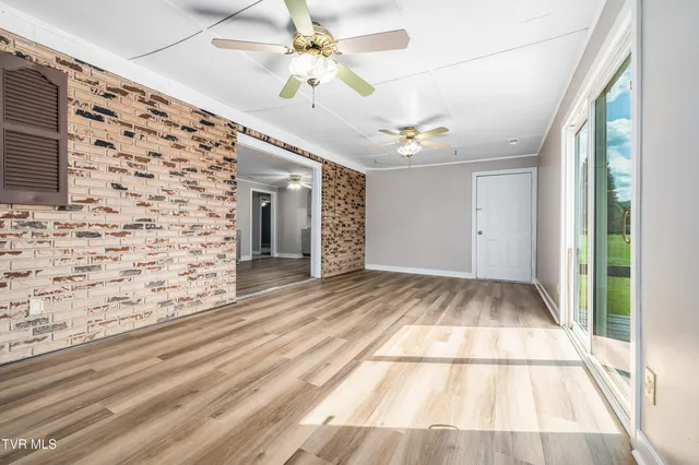 $275,000 | 157 Spring Street, Hampton, TN 37658