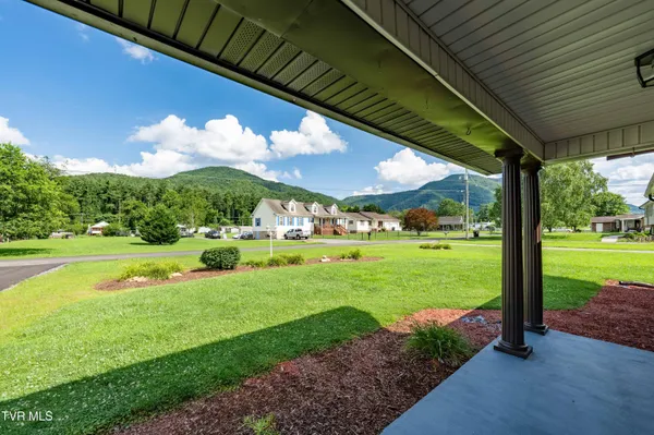 $275,000 | 157 Spring Street, Hampton, TN 37658