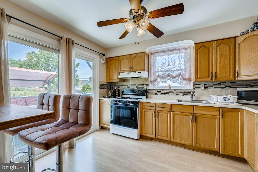 1217 Ten Oaks Road Baltimore, MD 21227 - Photo 8 of 33 Main Kitchen (1st floor)