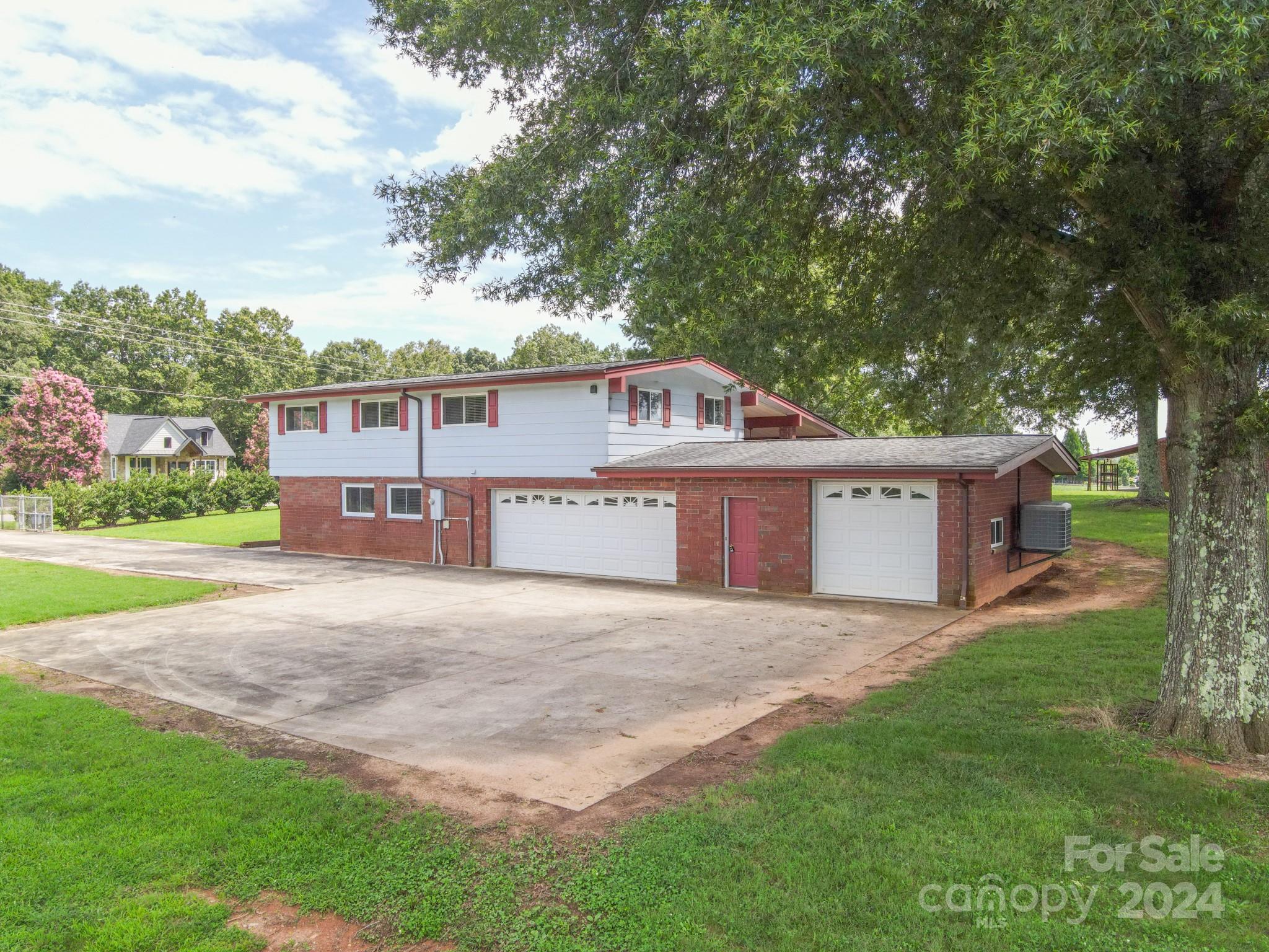 2673 North Olivers Cross Road Maiden, NC 28650 - Photo 43 of 48 Gallery Image 43