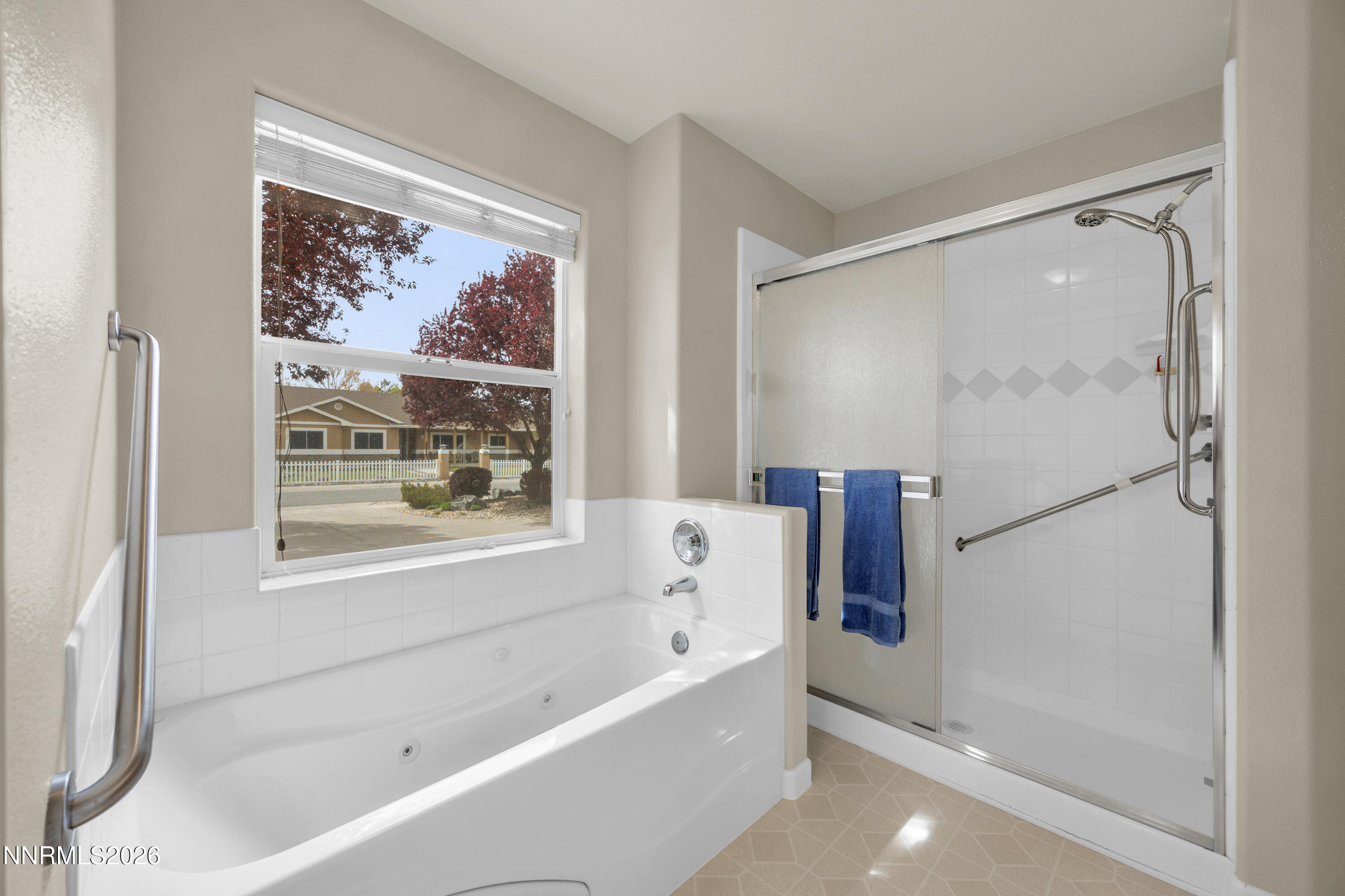 2057 Divot Road Carson City, NV 89701 - Photo 17 of 28 33_img_3458