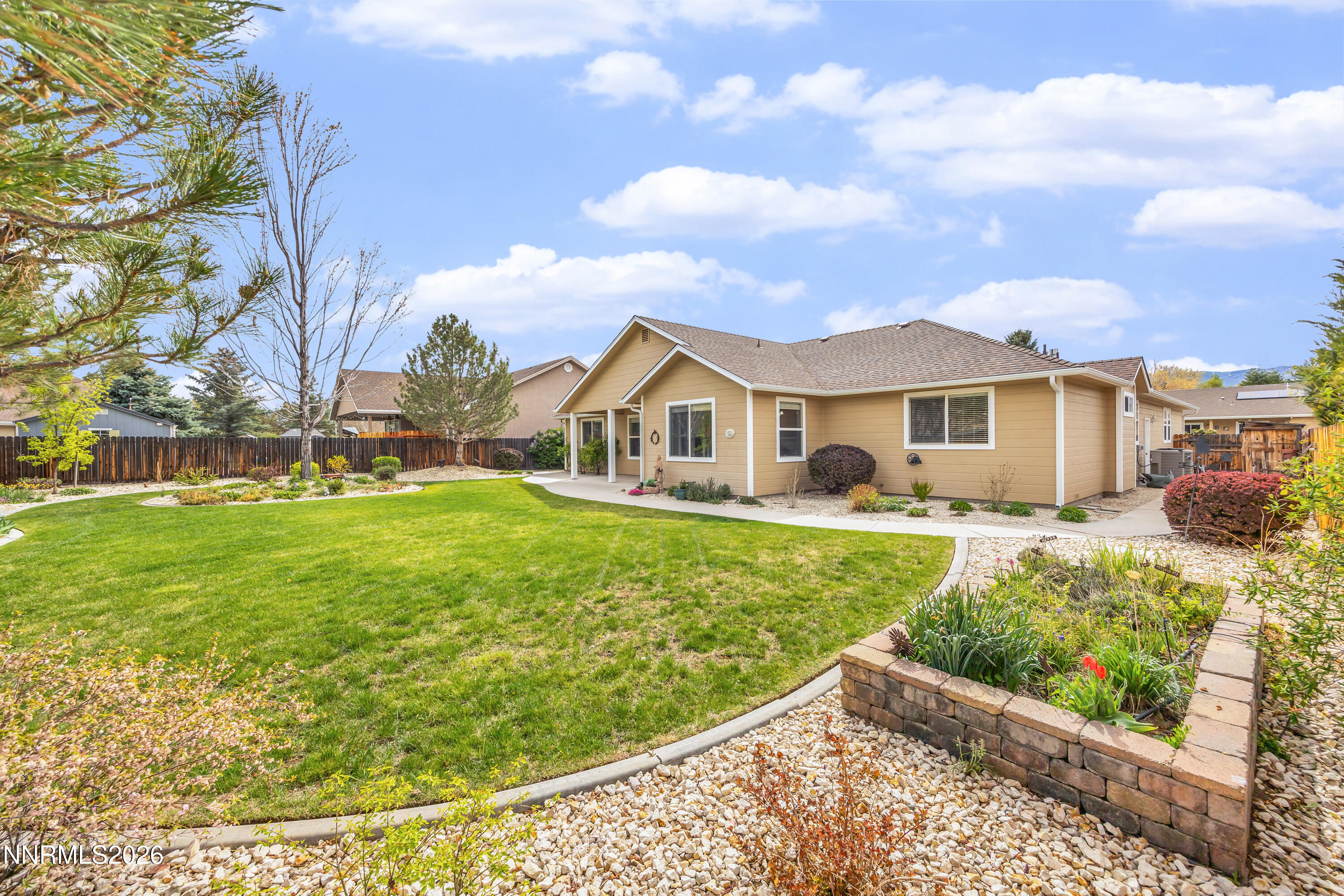 2057 Divot Road Carson City, NV 89701 - Photo 26 of 28 42_img_3598