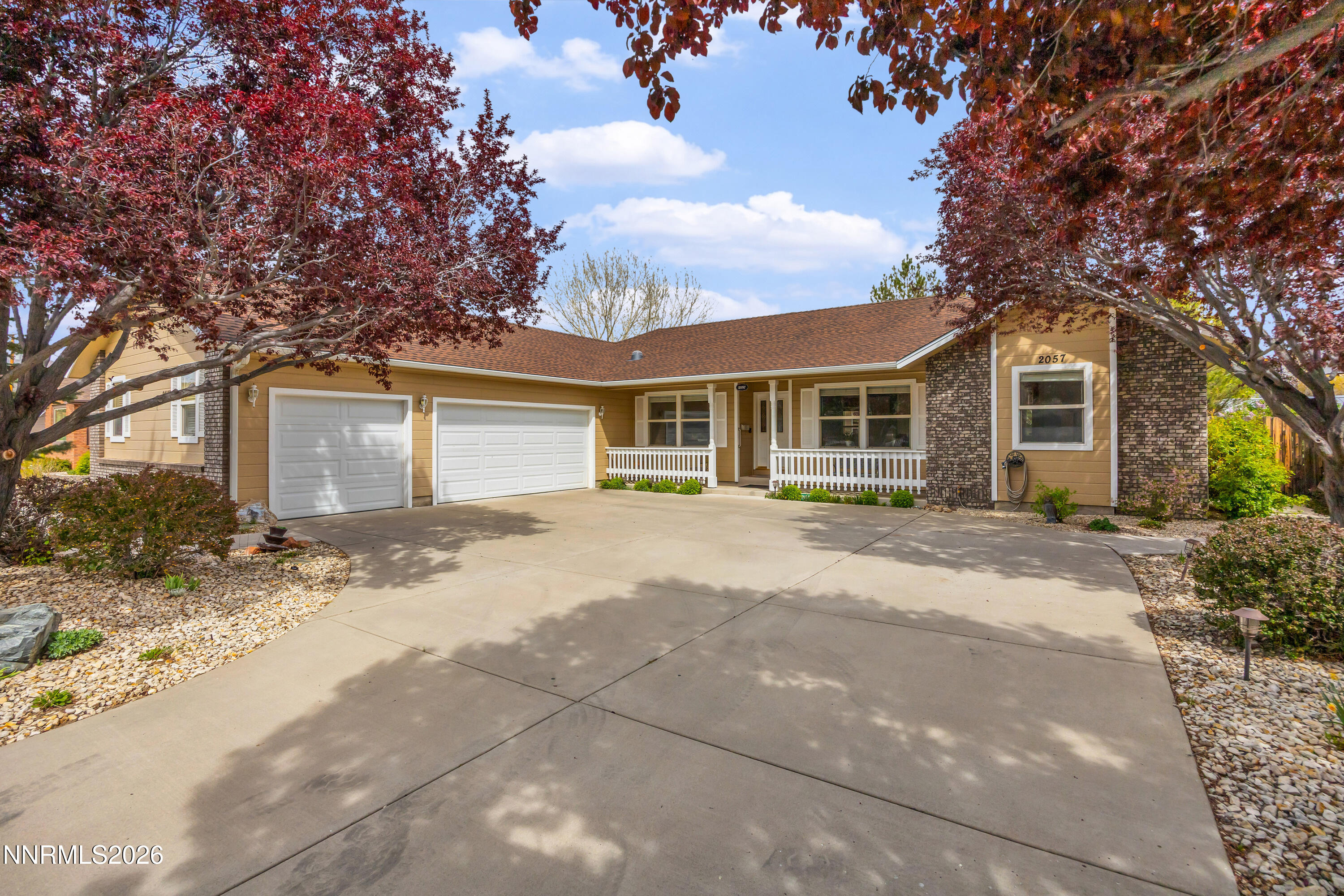 2057 Divot Road Carson City, NV 89701 - Photo 7 of 28 17_img_3349