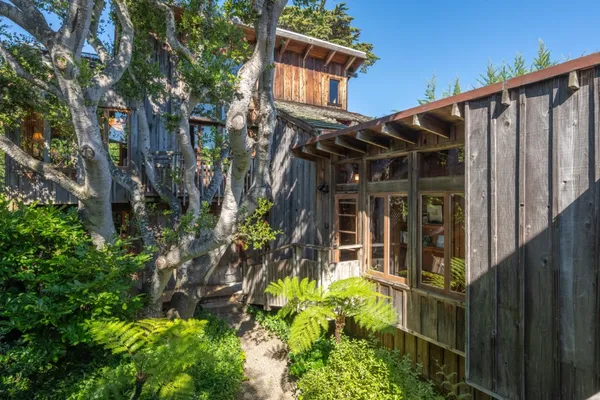 $3,975,000 | 26181 Valley View Avenue, Carmel, CA 93923