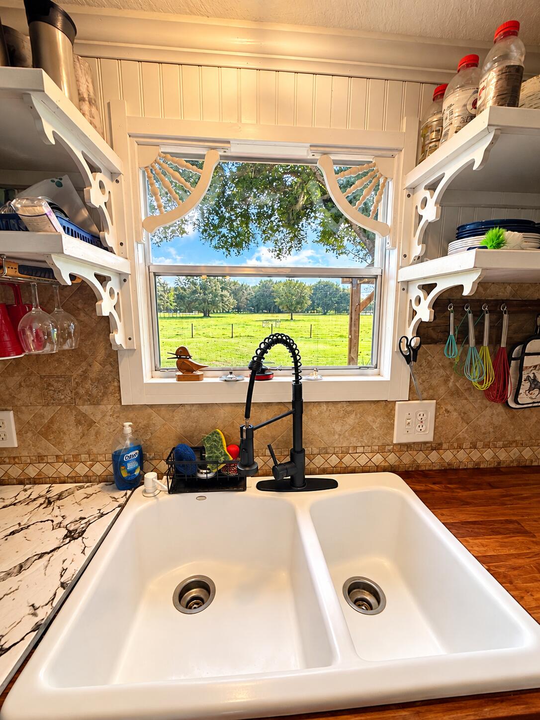 1042 Arbuckle Branch Road Sebring, FL 33870 - Photo 7 of 43 Bright Farmhouse Sink with Countryside V