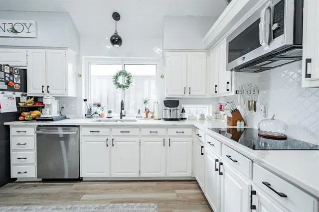 $545,000 | 2102 Greenview Drive, Carrollton, TX 75010