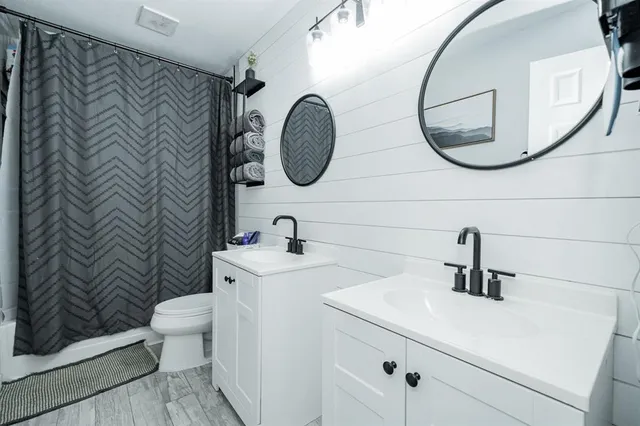 $545,000 | 2102 Greenview Drive, Carrollton, TX 75010