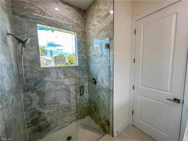 $1,195,000 | 2464 Florida Avenue, Naples, FL 34112