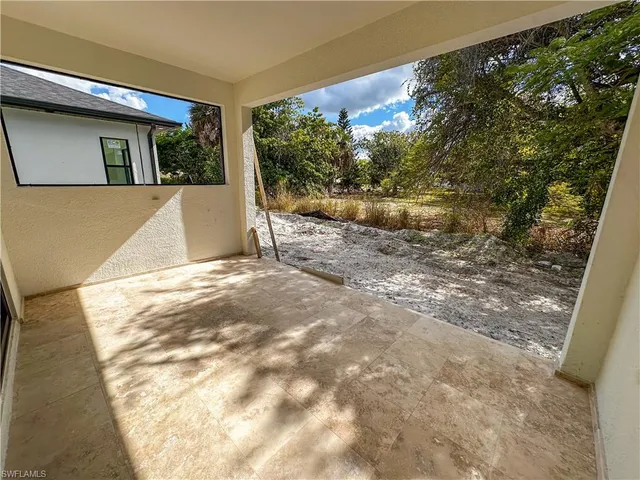 $1,195,000 | 2464 Florida Avenue, Naples, FL 34112