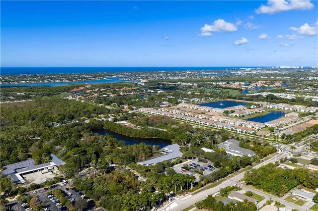 $1,195,000 | 2464 Florida Avenue, Naples, FL 34112