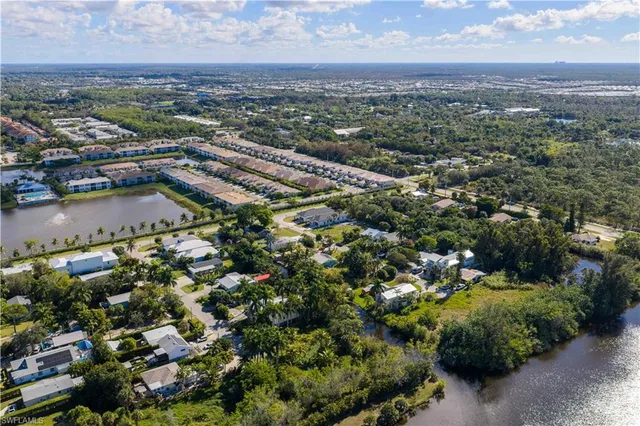 $1,195,000 | 2464 Florida Avenue, Naples, FL 34112