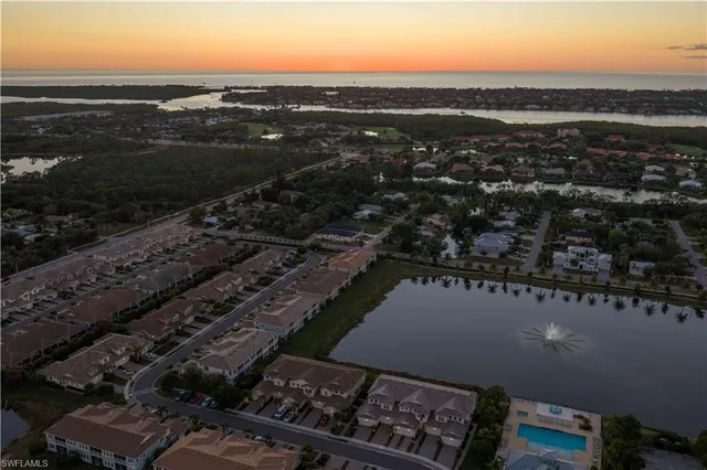 $1,195,000 | 2464 Florida Avenue, Naples, FL 34112