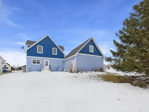 $359,900 | 3317 Old Stone Way Northeast, Sauk Rapids, MN 56379