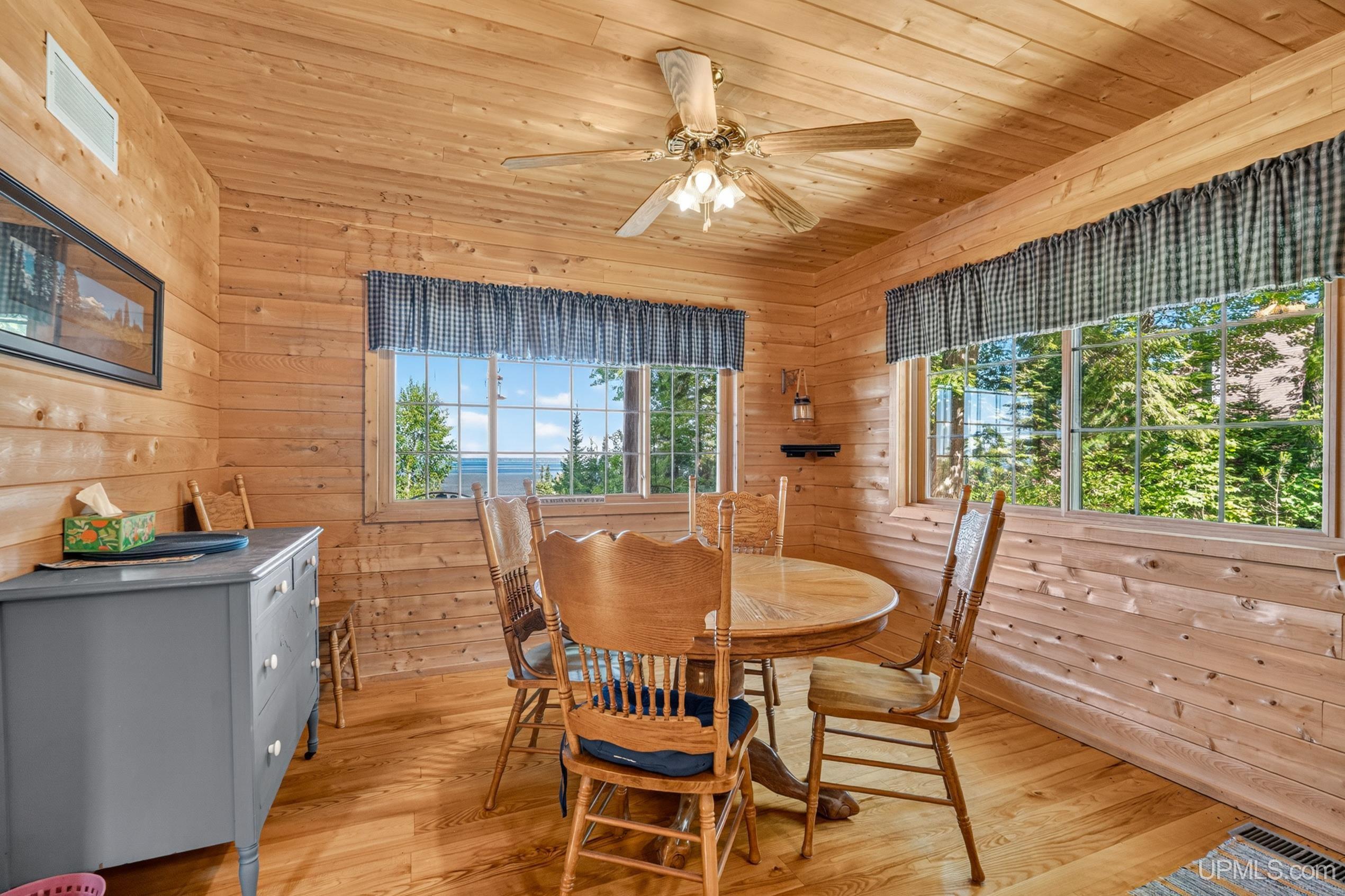 8931 25 Rd Garden Garden, MI 49835 - Photo 25 of 61