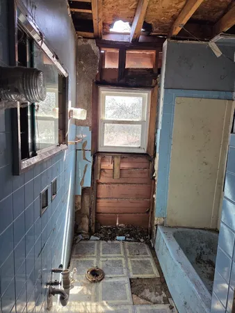 $54,900 | 10511 South Yates Avenue, Chicago, IL 60617