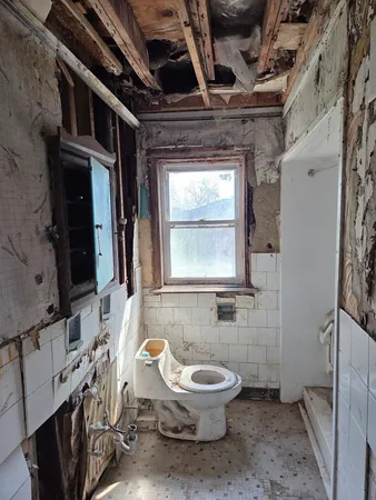 $54,900 | 10511 South Yates Avenue, Chicago, IL 60617