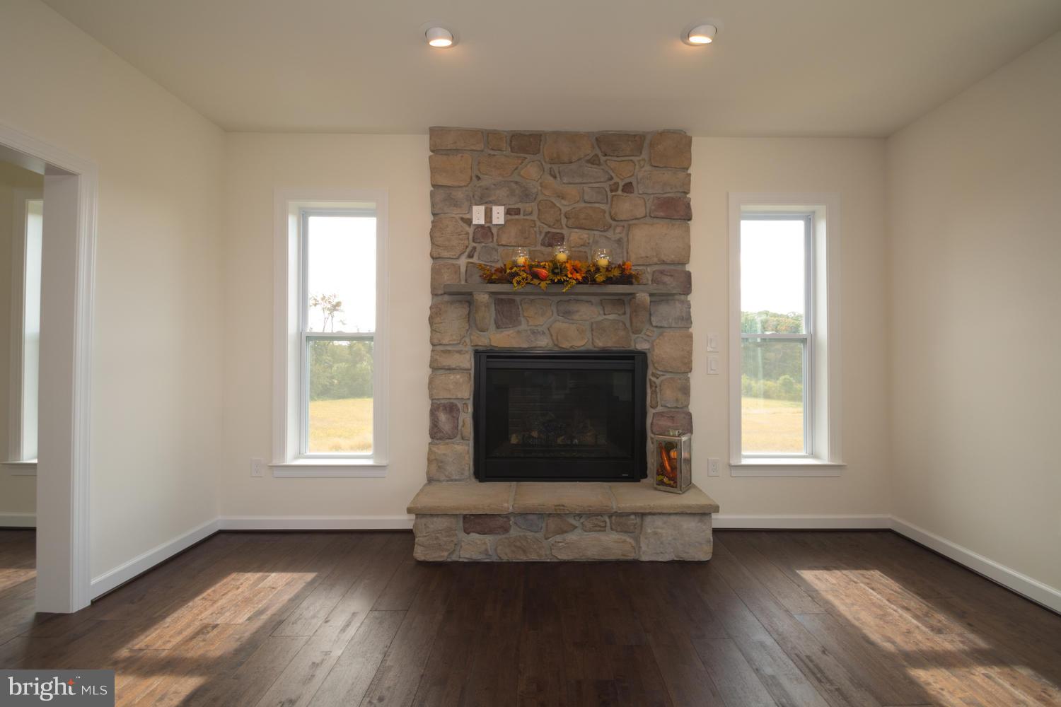 25 Holy Cross Road Street, MD 21154 - Photo 15 of 30 Family Room