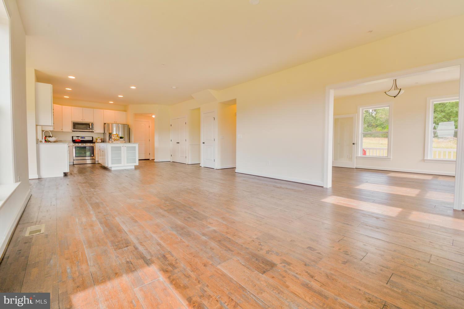 25 Holy Cross Road Street, MD 21154 - Photo 17 of 30 Interior (General)