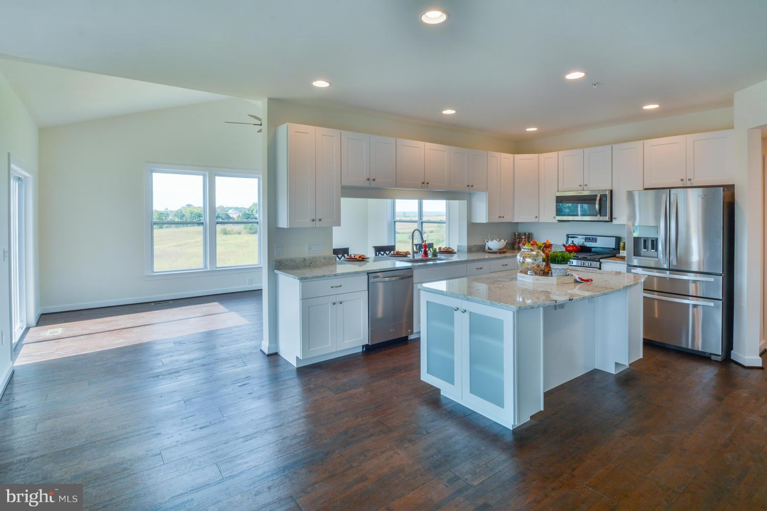 25 Holy Cross Road Street, MD 21154 - Photo 3 of 30 Kitchen