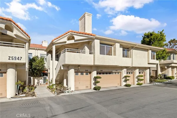 $545,000 | 25947 Stafford Canyon Road, Unit G, Stevenson Ranch, CA 91381