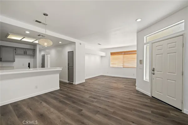 $540,000 | 25947 Stafford Canyon Road, Unit G, Stevenson Ranch, CA 91381