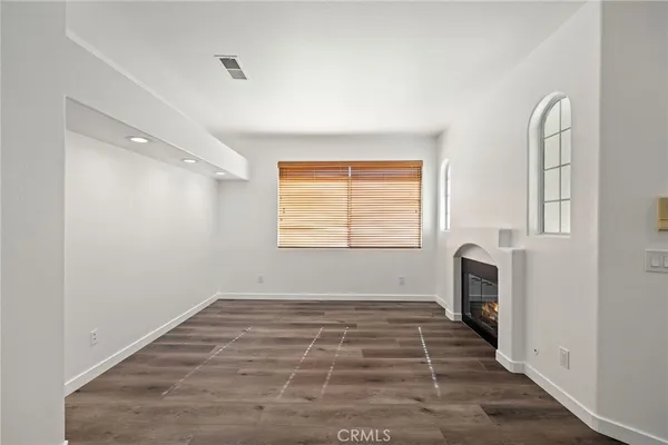$540,000 | 25947 Stafford Canyon Road, Unit G, Stevenson Ranch, CA 91381