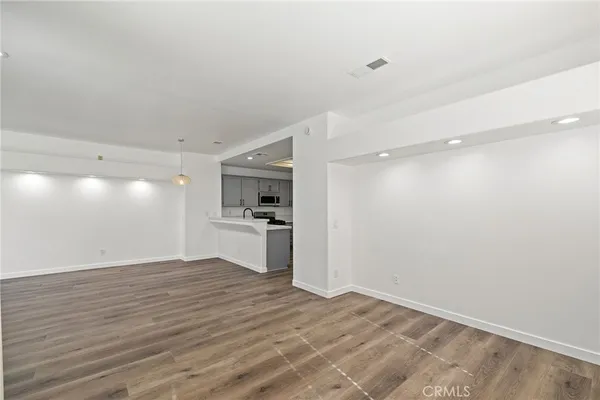 $540,000 | 25947 Stafford Canyon Road, Unit G, Stevenson Ranch, CA 91381