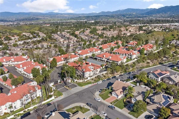 $540,000 | 25947 Stafford Canyon Road, Unit G, Stevenson Ranch, CA 91381