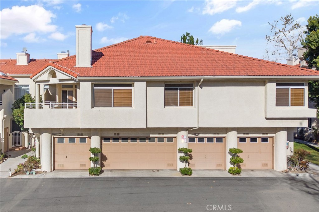 25947 Stafford Canyon Road, Unit G Stevenson Ranch, CA 91381 - Photo 5 of 60