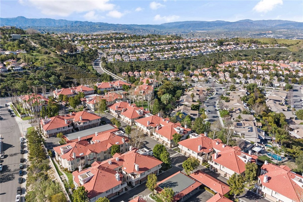 25947 Stafford Canyon Road, Unit G Stevenson Ranch, CA 91381 - Photo 53 of 60