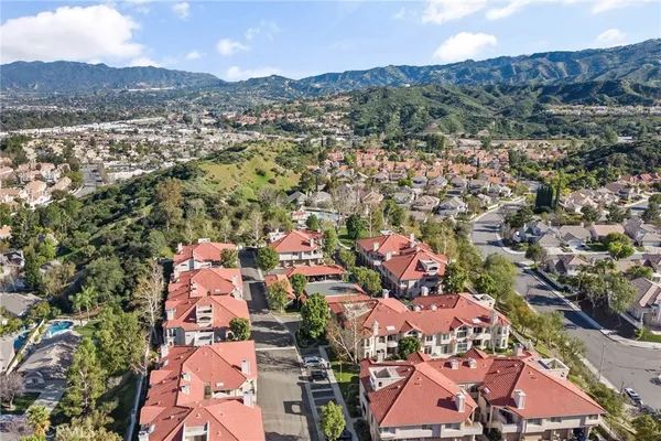 $540,000 | 25947 Stafford Canyon Road, Unit G, Stevenson Ranch, CA 91381
