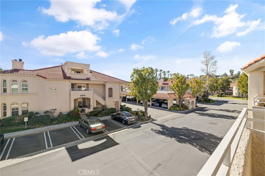 25947 Stafford Canyon Road, Unit G Stevenson Ranch, CA 91381 - Photo 10 of 60