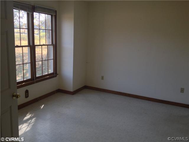 9904 Squirrel Level Road North Dinwiddie, VA 23803 - Photo 4 of 9 Gallery Image 4