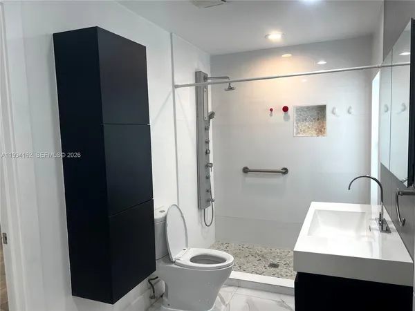 $15,900 | 3551 East Glencoe Street, Miami, FL 33133