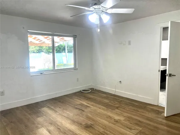 $15,900 | 3551 East Glencoe Street, Miami, FL 33133