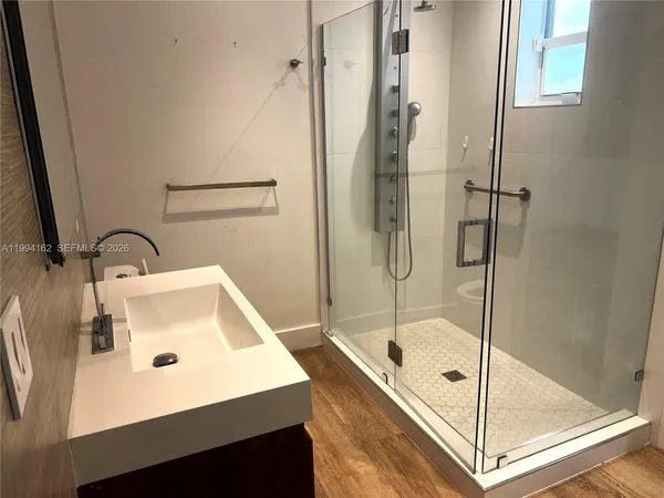 $15,900 | 3551 East Glencoe Street, Miami, FL 33133