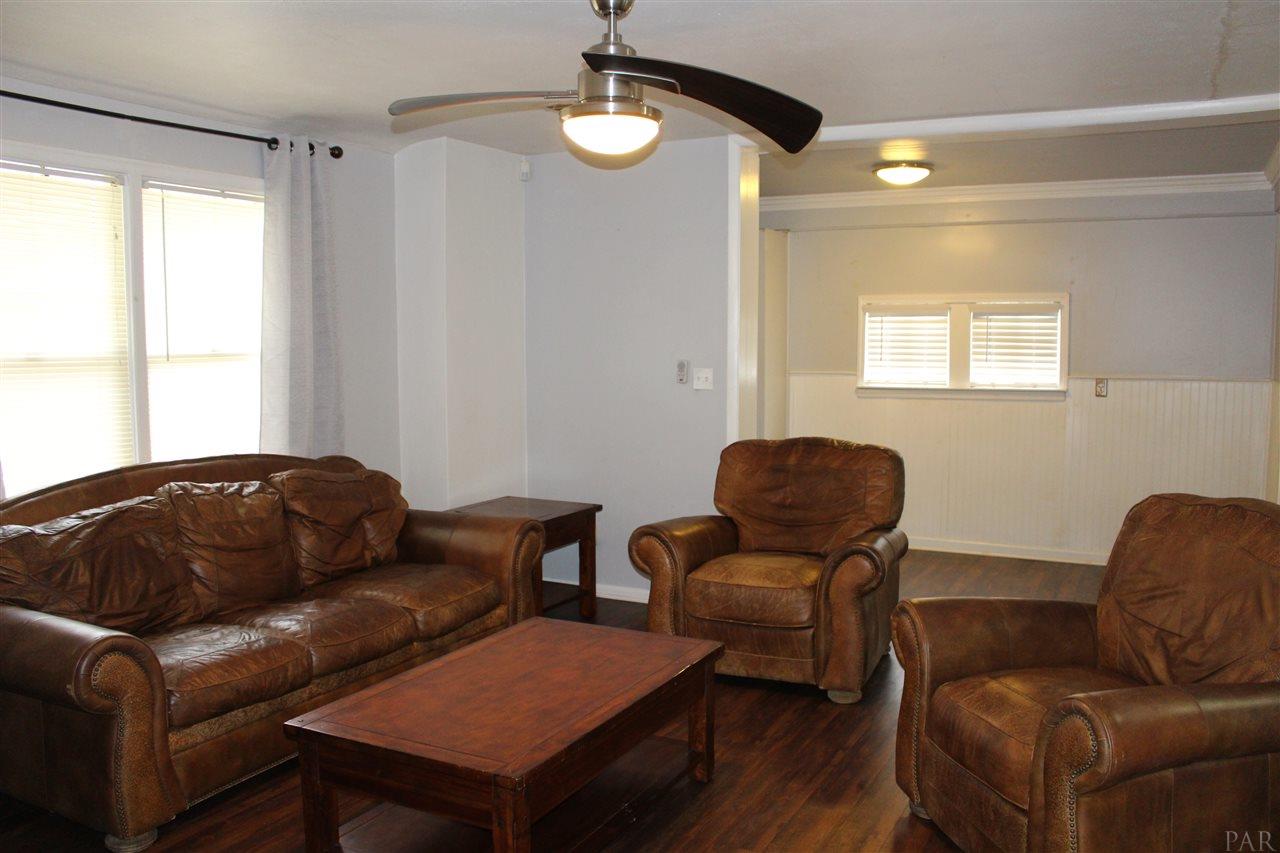 116 Southeast Kalash Road Pensacola, FL 32507 - Photo 11 of 33 Gallery Image 11